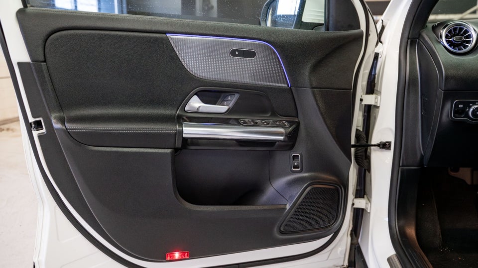 Mercedes EQA250 Progressive 5d