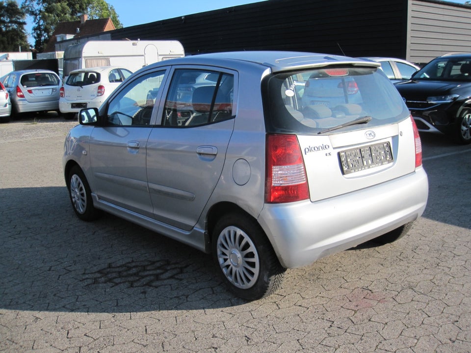 Kia Picanto 1,1 EX 5d