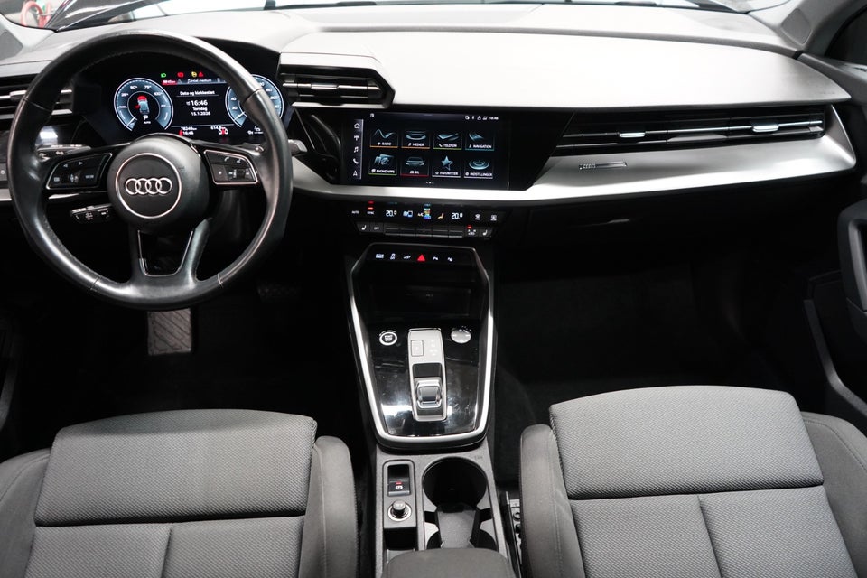 Audi A3 40 TFSi e Prestige Sportback S-tr. 5d