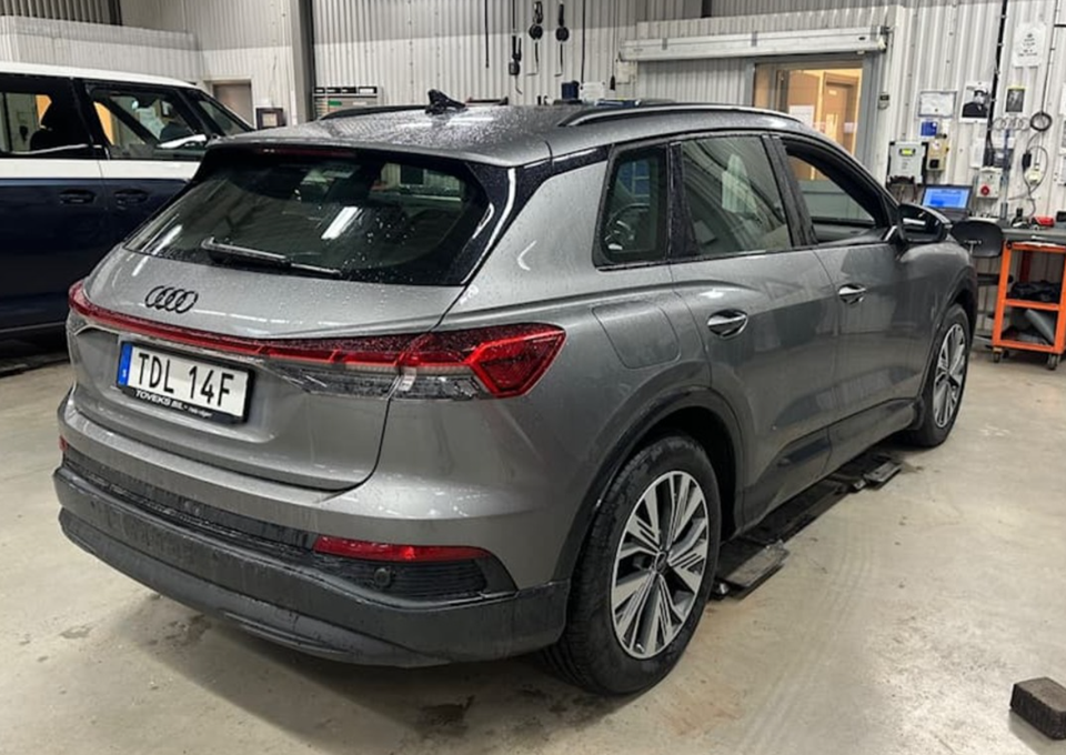 Audi Q4 e-tron 40 Advanced 5d