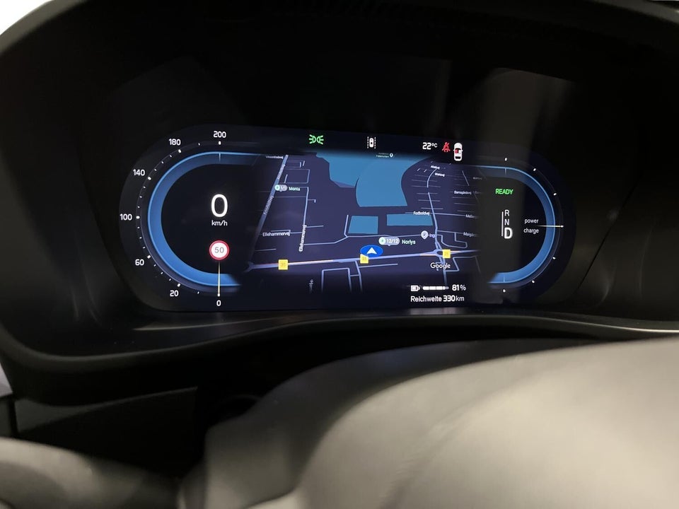 Volvo EX40 Extended Range Plus 5d