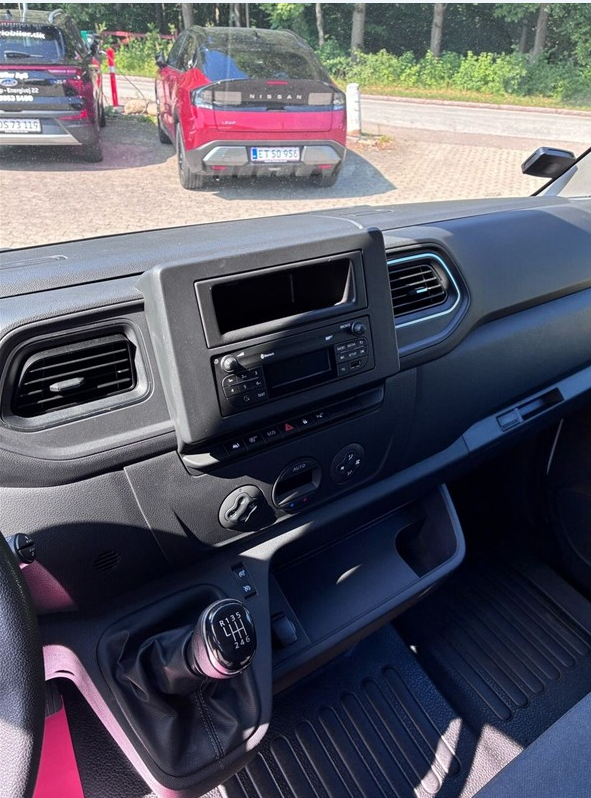Nissan NV400 2,3 dCi 150 L3H2 Kassevogn
