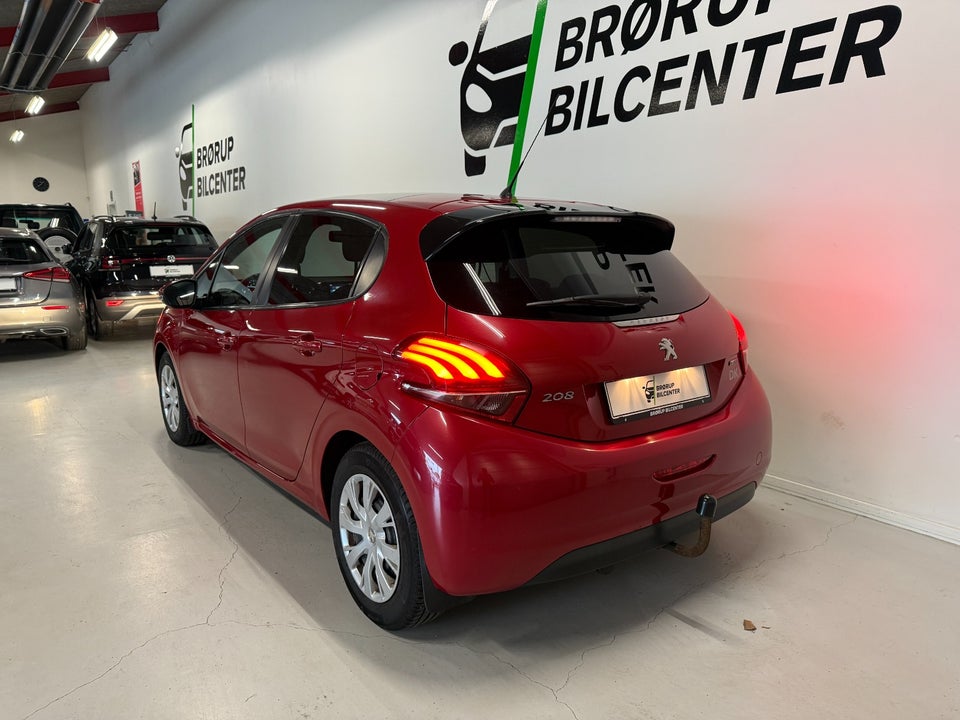 Peugeot 208 1,6 BlueHDi 100 Envy Sky 5d