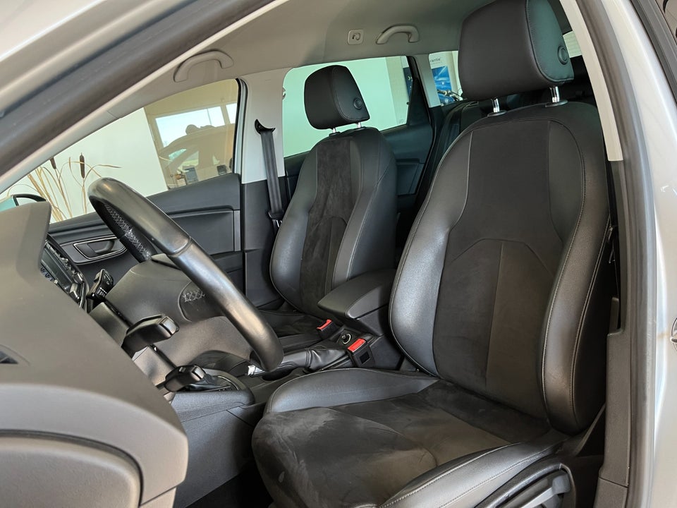 Seat Leon 1,6 TDi 110 Style ST DSG 5d