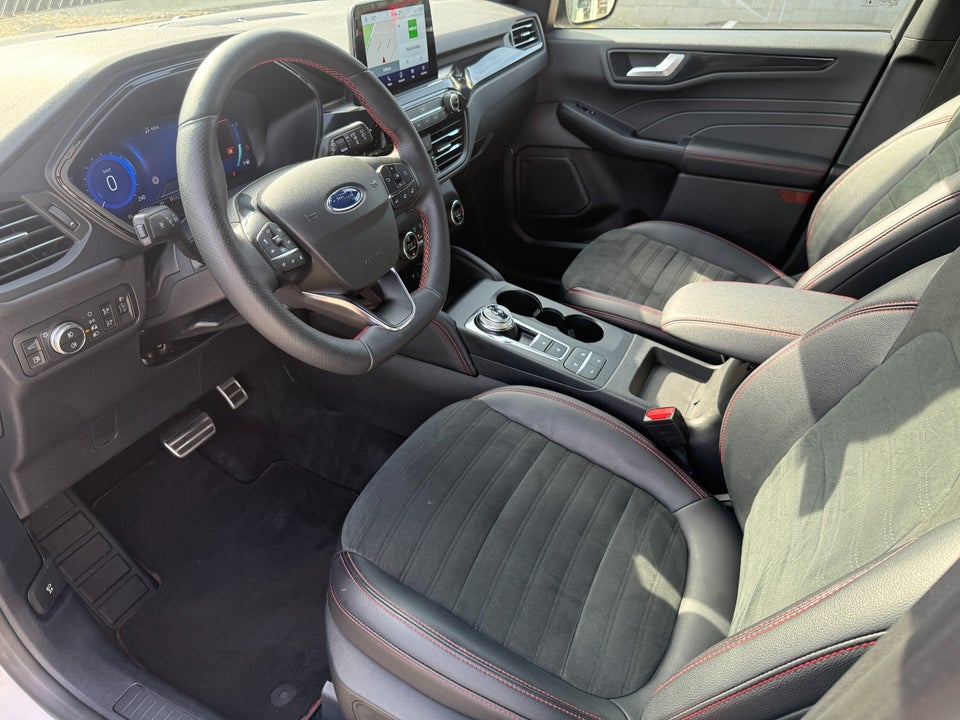 Ford Kuga 2,5 PHEV ST-Line X CVT 5d