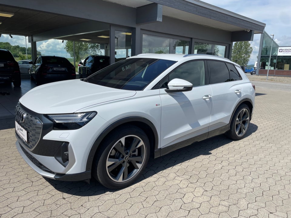 Audi Q4 e-tron 40 Attitude S-line 5d