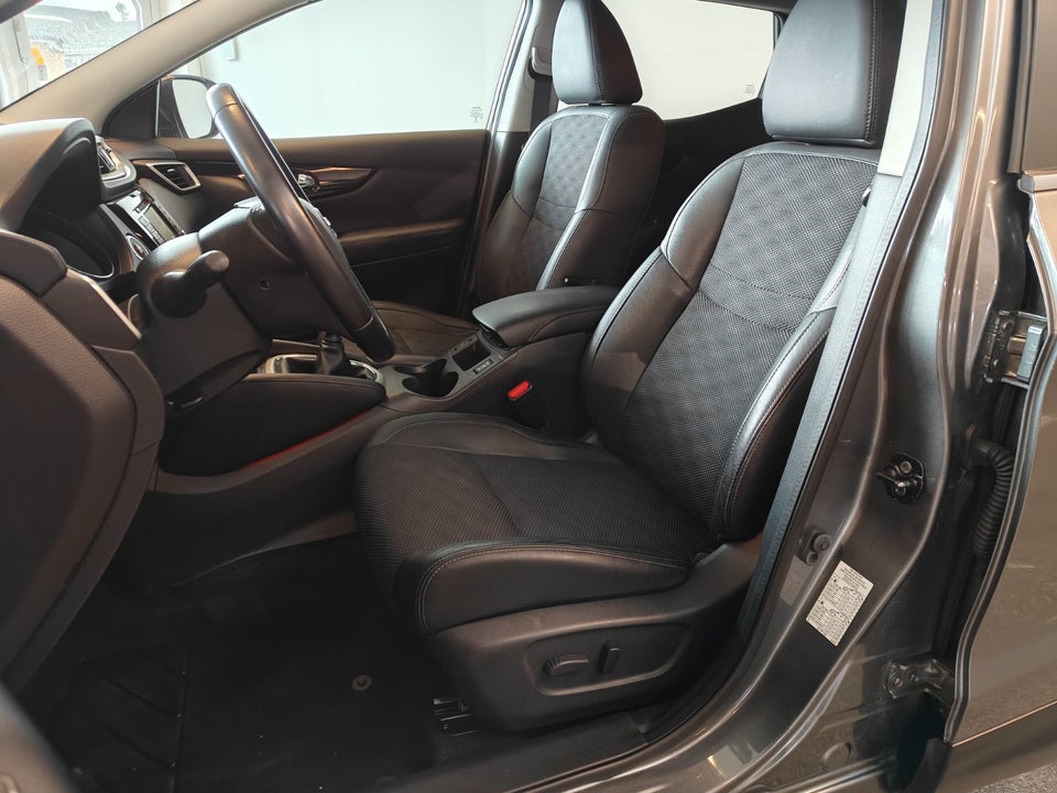 Nissan Qashqai 1,6 Dig-T 163 N-Tec 5d