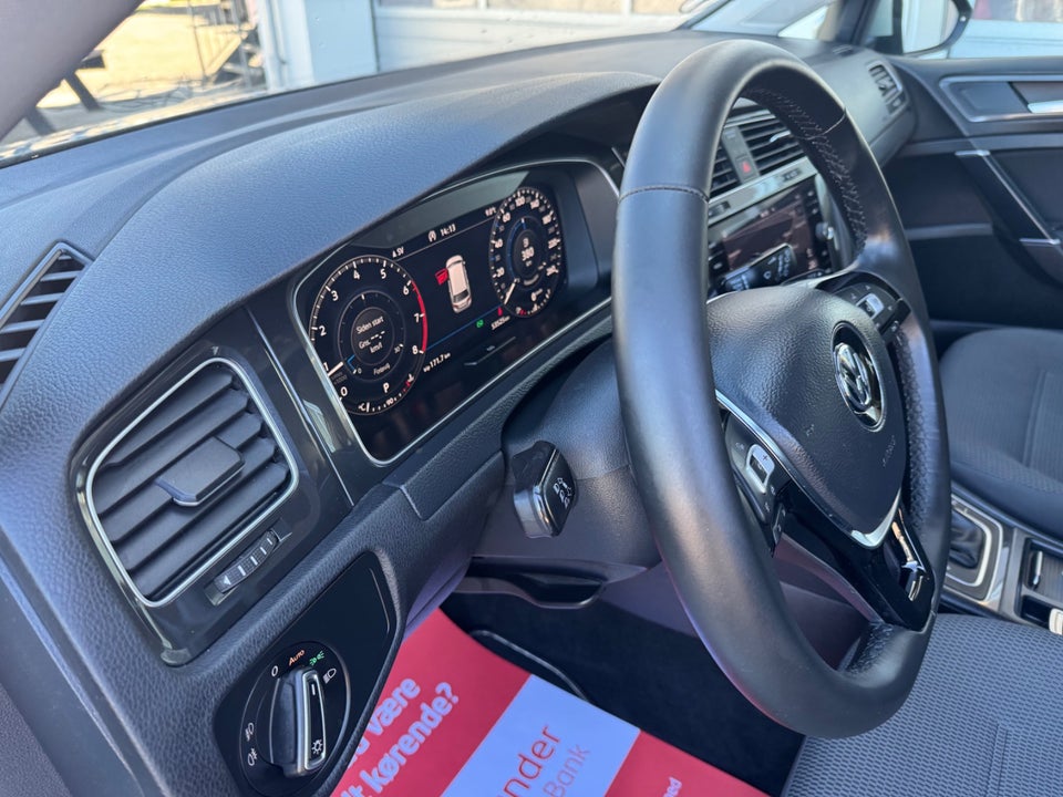 VW Golf VII 1,5 TSi 130 Comfortline Variant DSG 5d