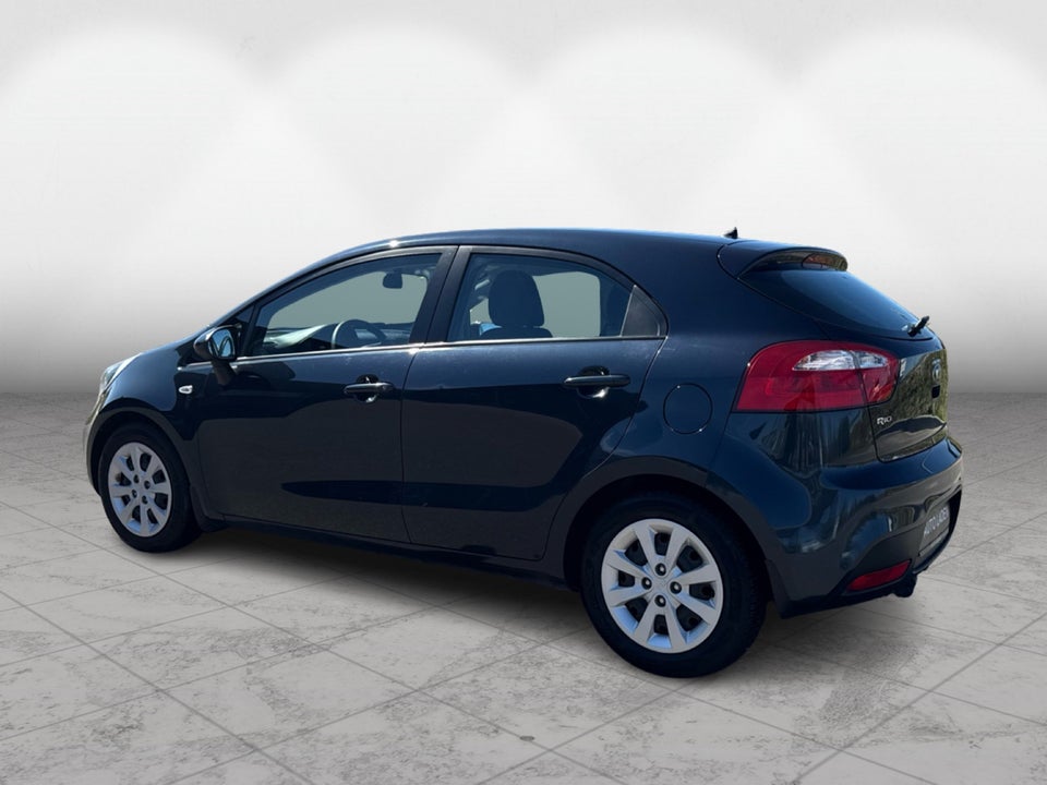 Kia Rio 1,2 CVVT Premium 5d