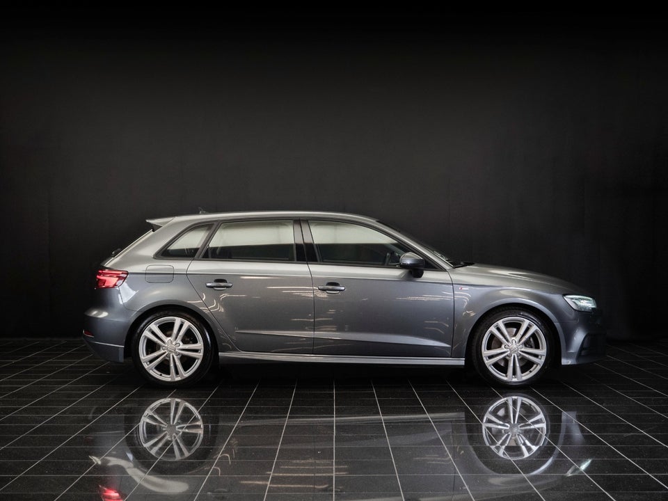 Audi A3 40 TFSi S-line Sport S-tr. 5d