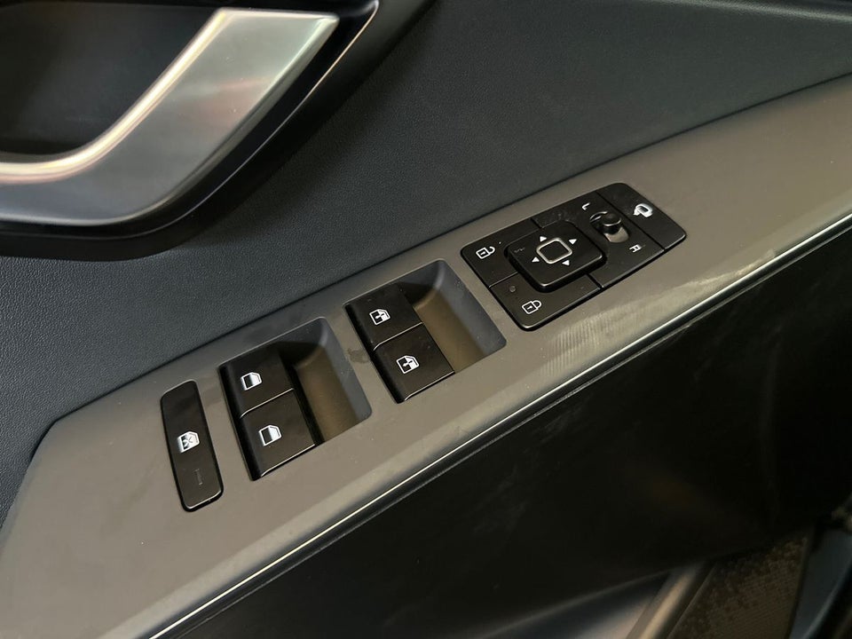 Kia Niro 64 EV Prestige 5d