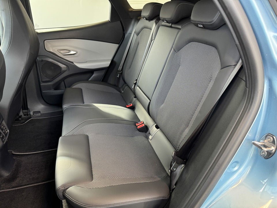 Ford Explorer 77 Select Extended Range 5d