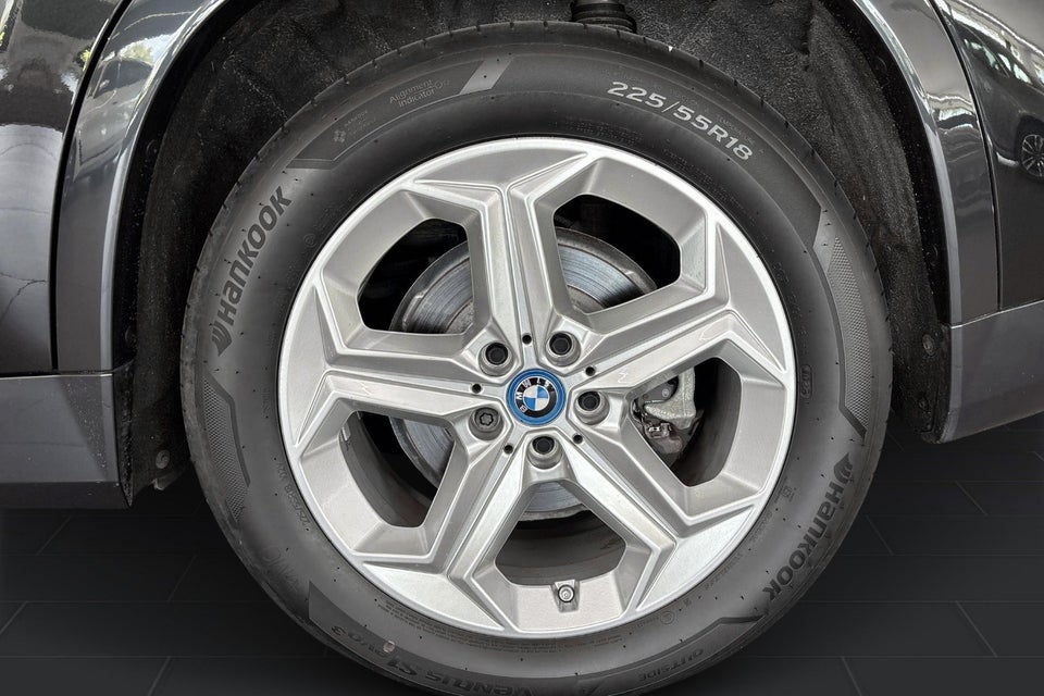 BMW iX1 xDrive30 X-Line 5d
