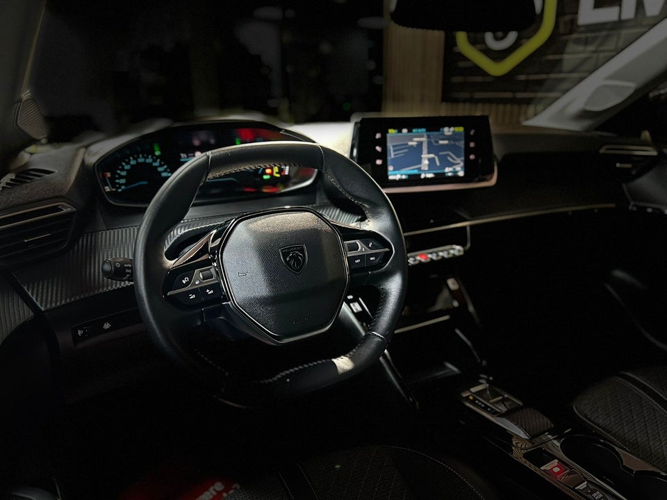 Peugeot e-208 50 Active Pack 5d