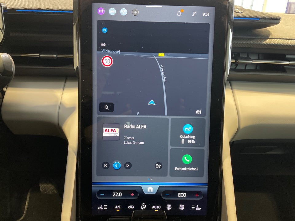 Ford Explorer 77 Premium Extended Range 5d