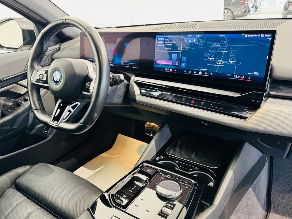 BMW i5 eDrive40 Touring M-Sport 5d