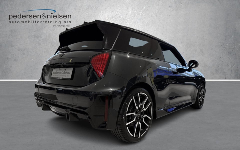 MINI Cooper SE JCW Trim M 3d