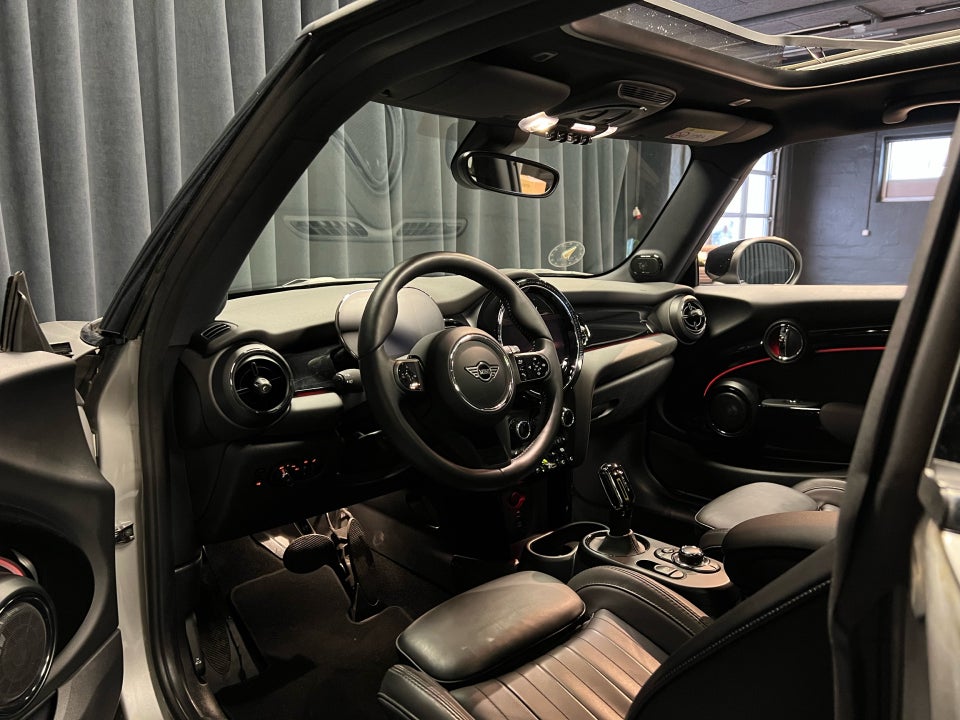MINI Cooper SE Yours Trim 3d