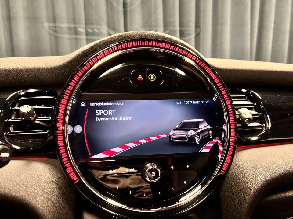 MINI Cooper SE Classic Trim 3d