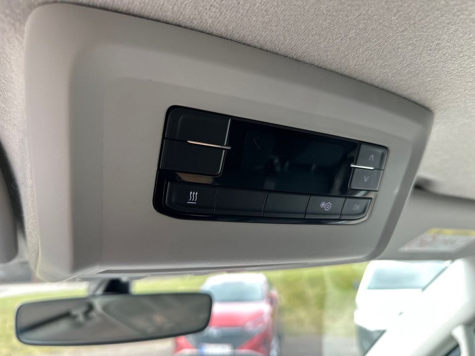 VW Transporter 2,0 TDi 150 Kassevogn DSG lang