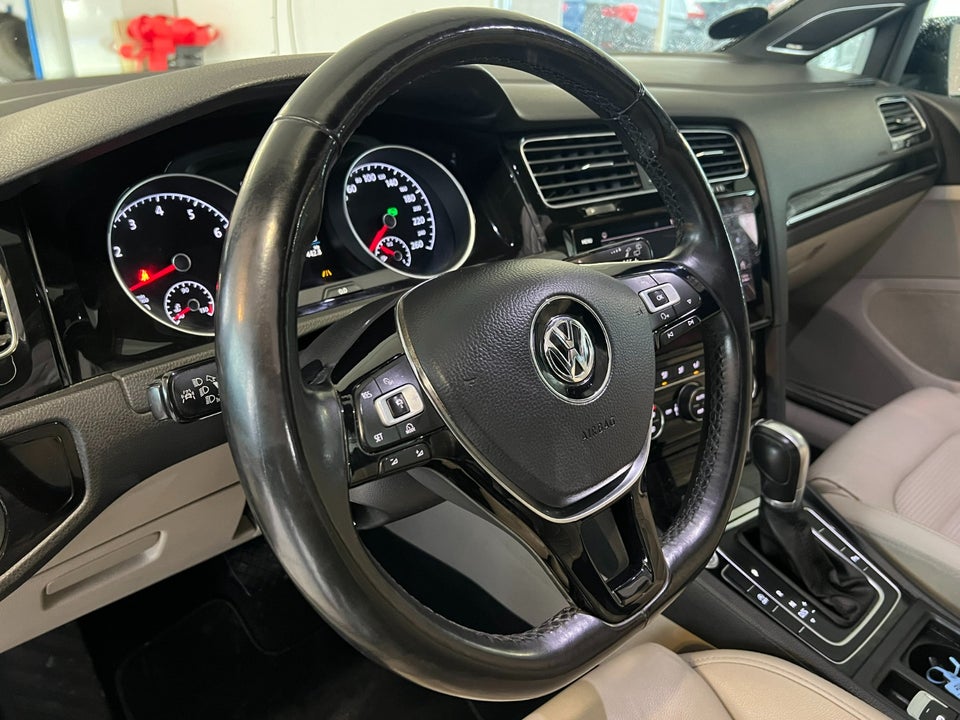 VW Golf VII 1,5 TSi 150 Highline Variant DSG 5d