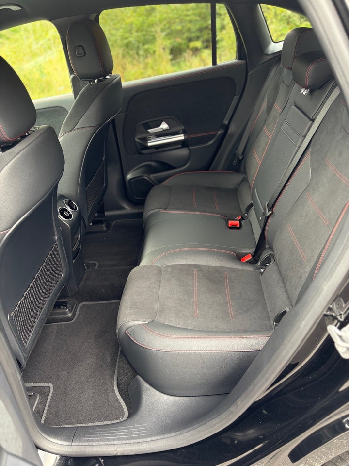 Mercedes EQA350 AMG Line 4Matic 5d