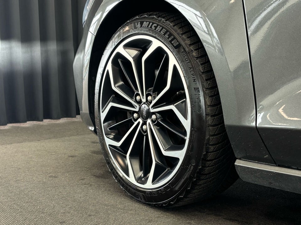 Ford Focus 1,0 EcoBoost ST-Line 5d