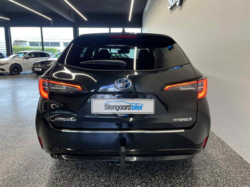 Toyota Corolla 1,8 Hybrid Active Smart Touring Sports MDS 5d