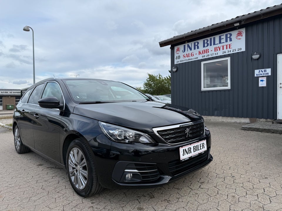 Peugeot 308 1,6 BlueHDi 120 Allure Sky SW 5d