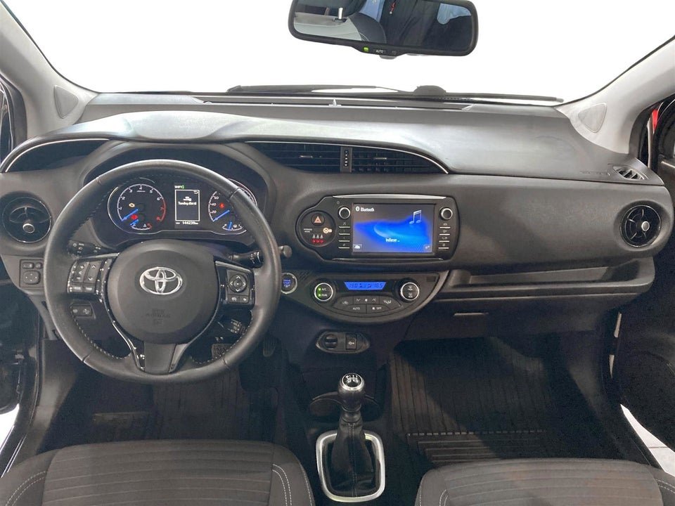 Toyota Yaris 1,5 VVT-iE T3 Smart 5d