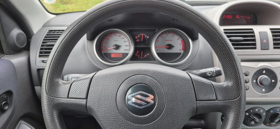 Suzuki Ignis 1,5  5d