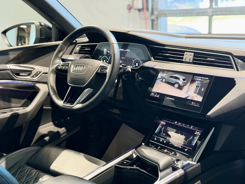 Audi e-tron S quattro 5d