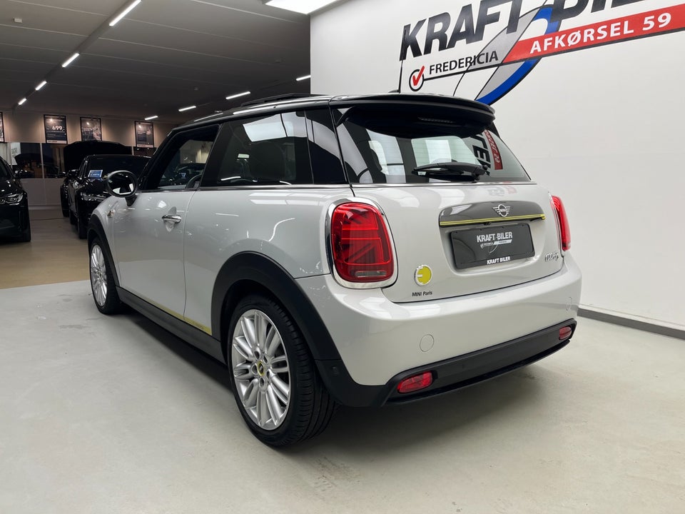 MINI Cooper SE Trim M Greenwich 3d