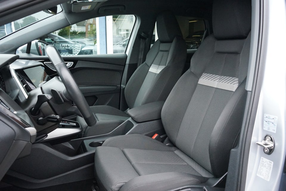 Audi Q4 e-tron 45 S-line 5d