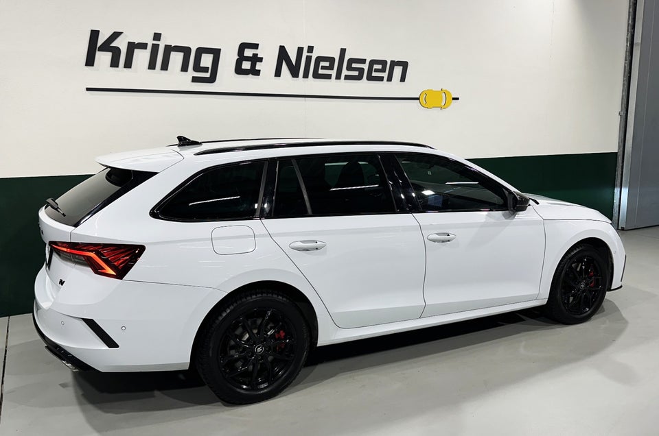 Skoda Octavia 1,4 TSi iV RS Combi DSG 5d