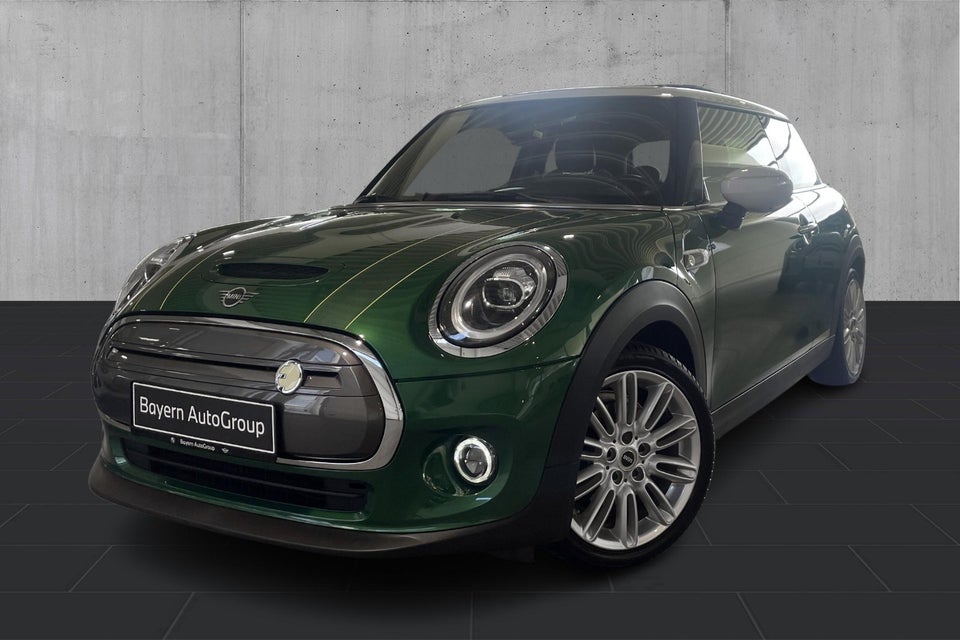 MINI Cooper SE Greenwich 3d