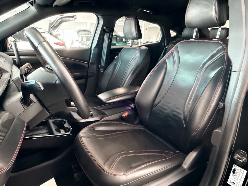 Ford Mustang Mach-E 88 Extended Range AWD 5d