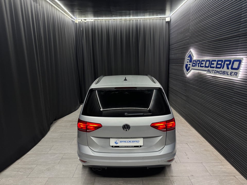 VW Touran 2,0 TDi 150 Highline DSG 7prs 5d