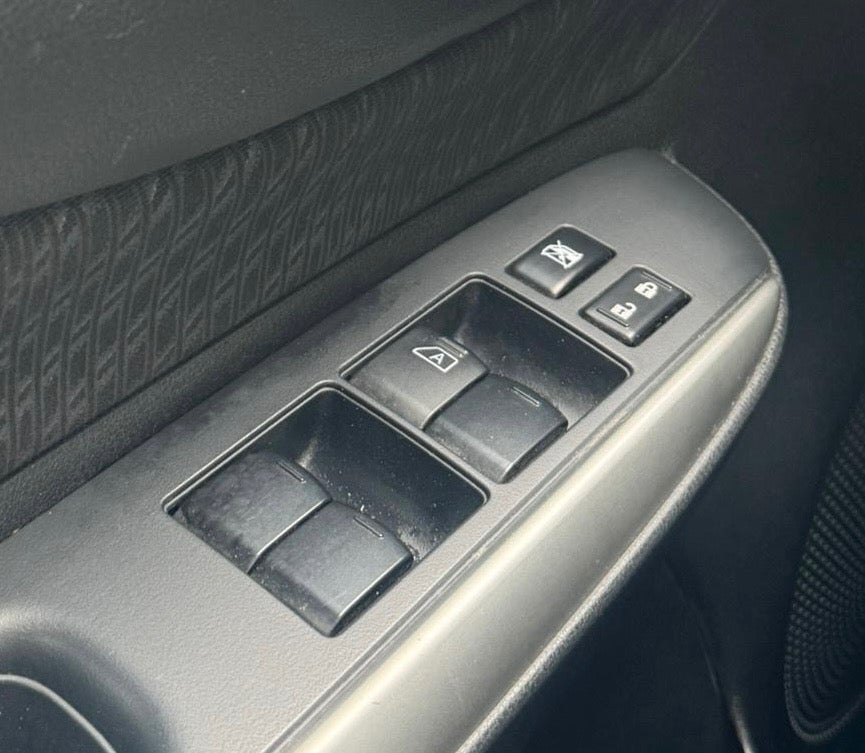 Nissan Note 1,2 Dig-S 98 Tekna 5d