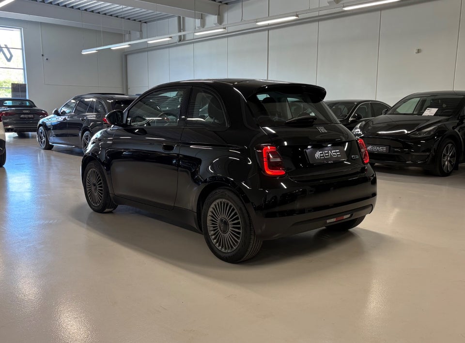 Fiat 500e 42 Icon 3d