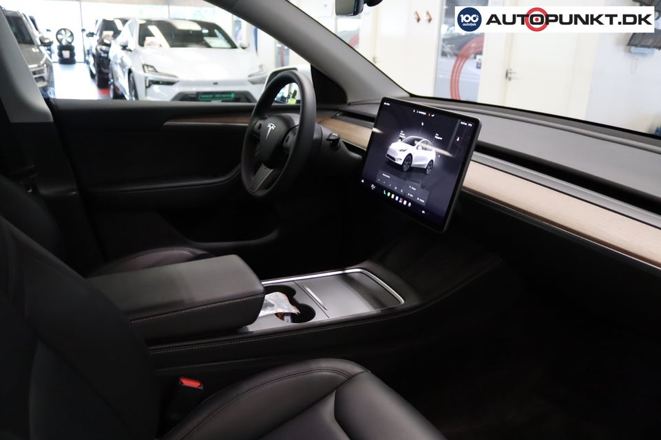Tesla Model Y Long Range RWD 5d