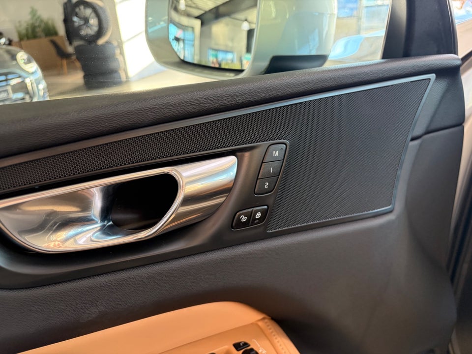 Volvo XC60 2,0 T5 250 Inscription aut. 5d