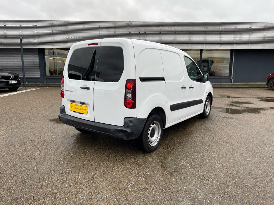 Peugeot Partner 1,6 BlueHDi 100 L1 ESG Flex Van 5d