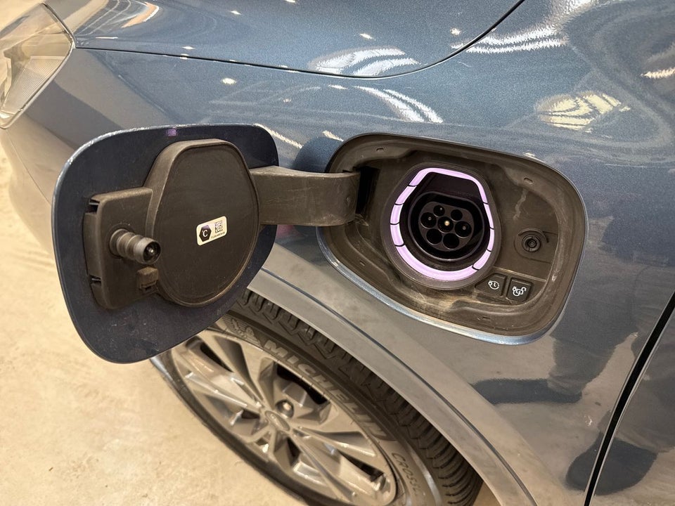Ford Kuga 2,5 PHEV ST-Line CVT 5d