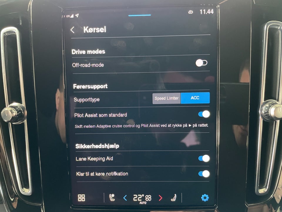 Volvo XC40 ReCharge Extended Range Ultimate 5d