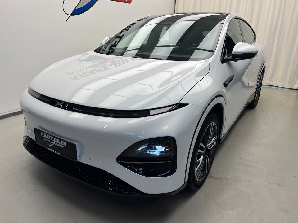 Xpeng G6 Performance 5d