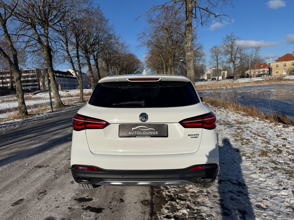 MG EHS 1,5 PHEV Luxury 5d