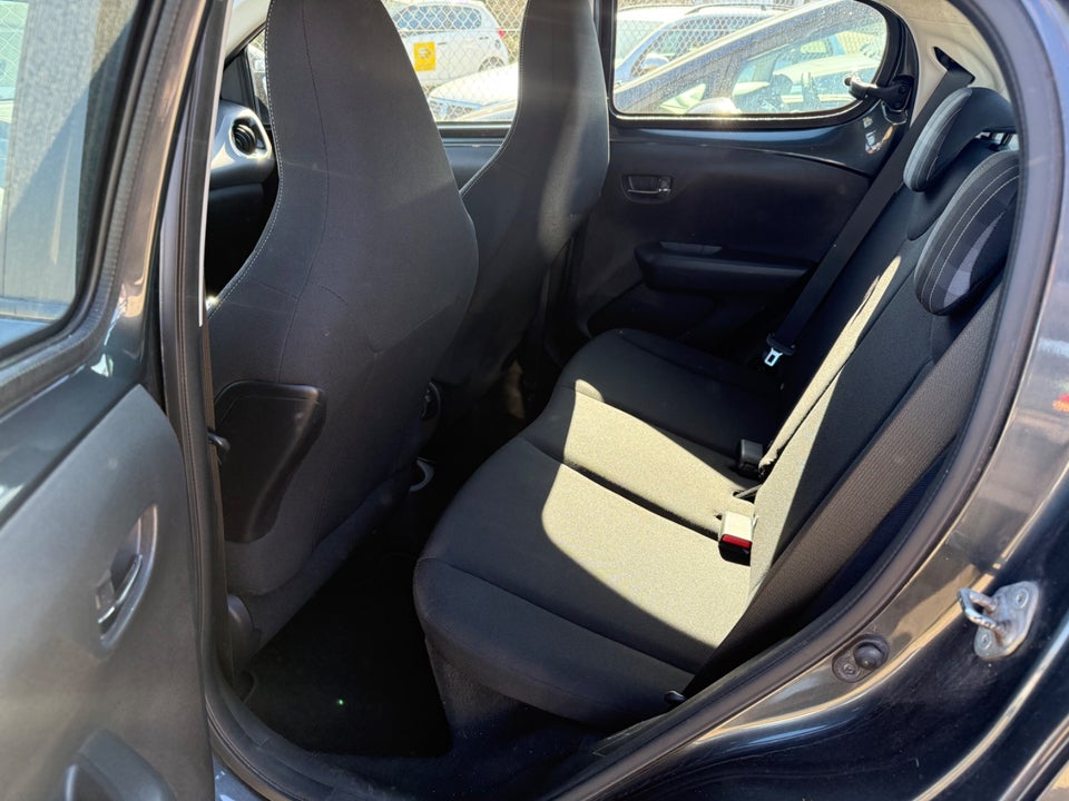 Peugeot 108 1,0 e-VTi 72 Allure+ 5d