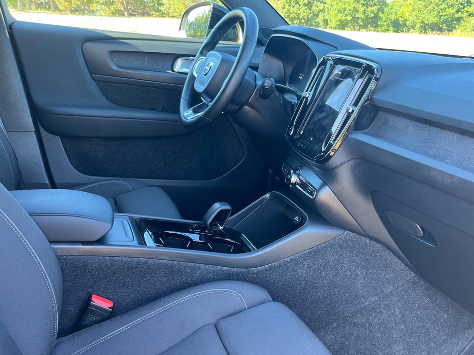 Volvo XC40 ReCharge Core 5d