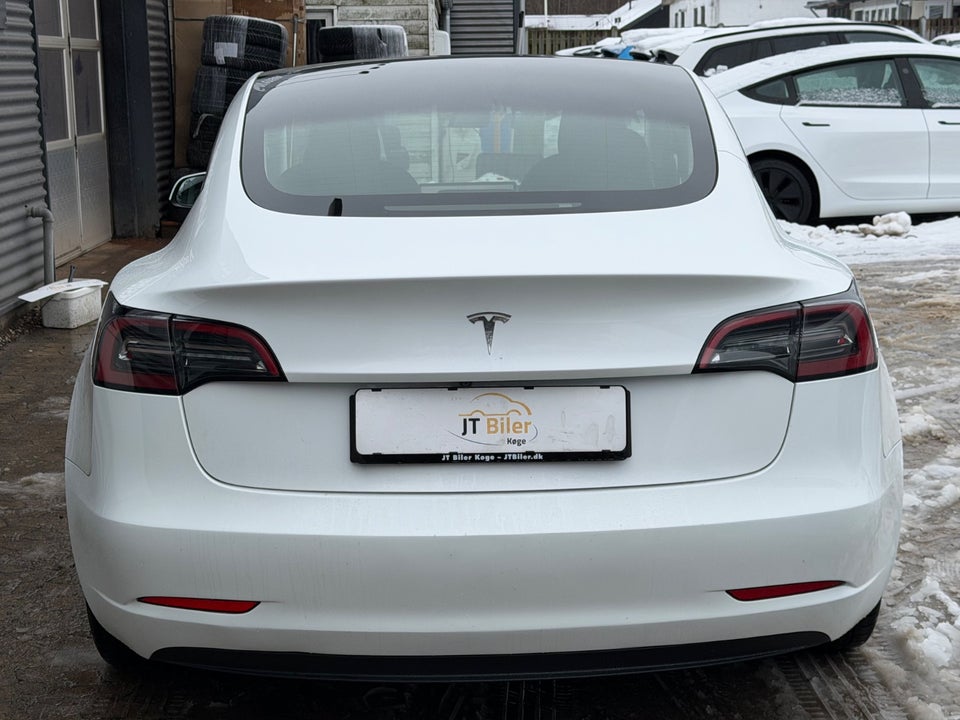 Tesla Model 3 Long Range RWD 4d